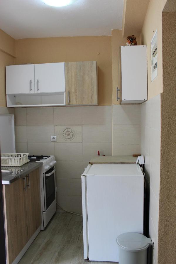 Apartmani Franovic Tivat Luaran gambar
